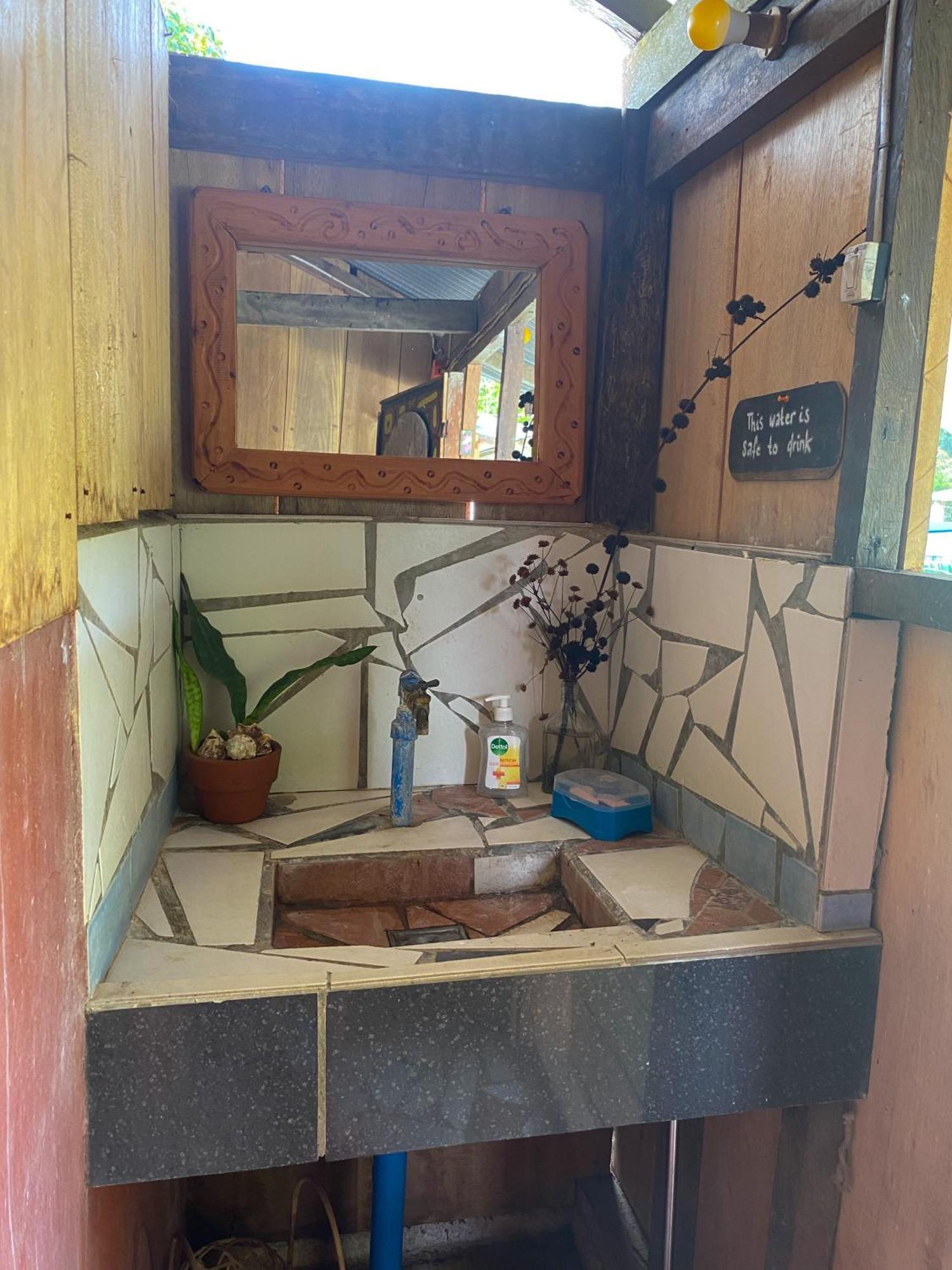 Cafe Sabang Guest House Екстериор снимка