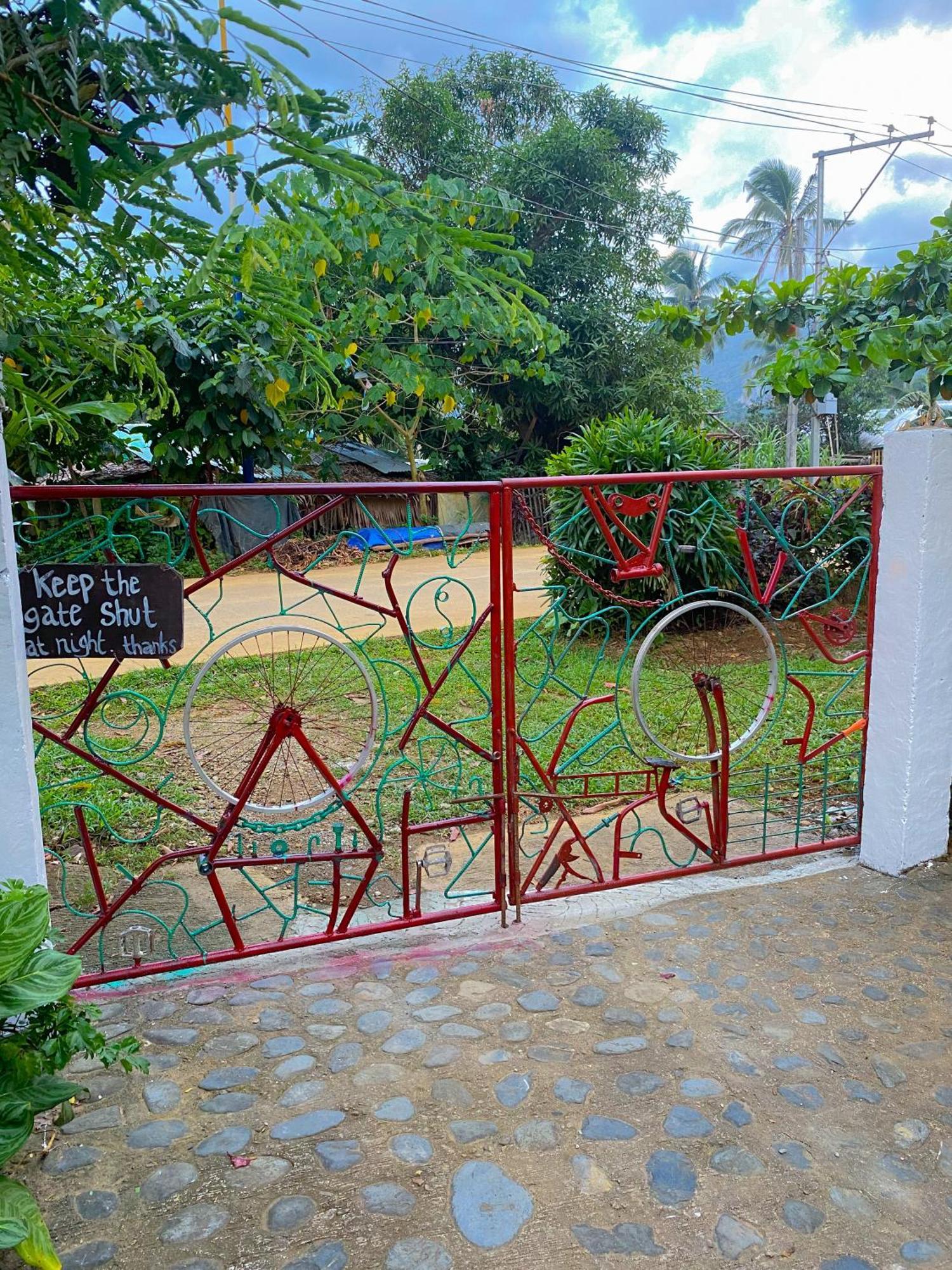 Cafe Sabang Guest House Екстериор снимка